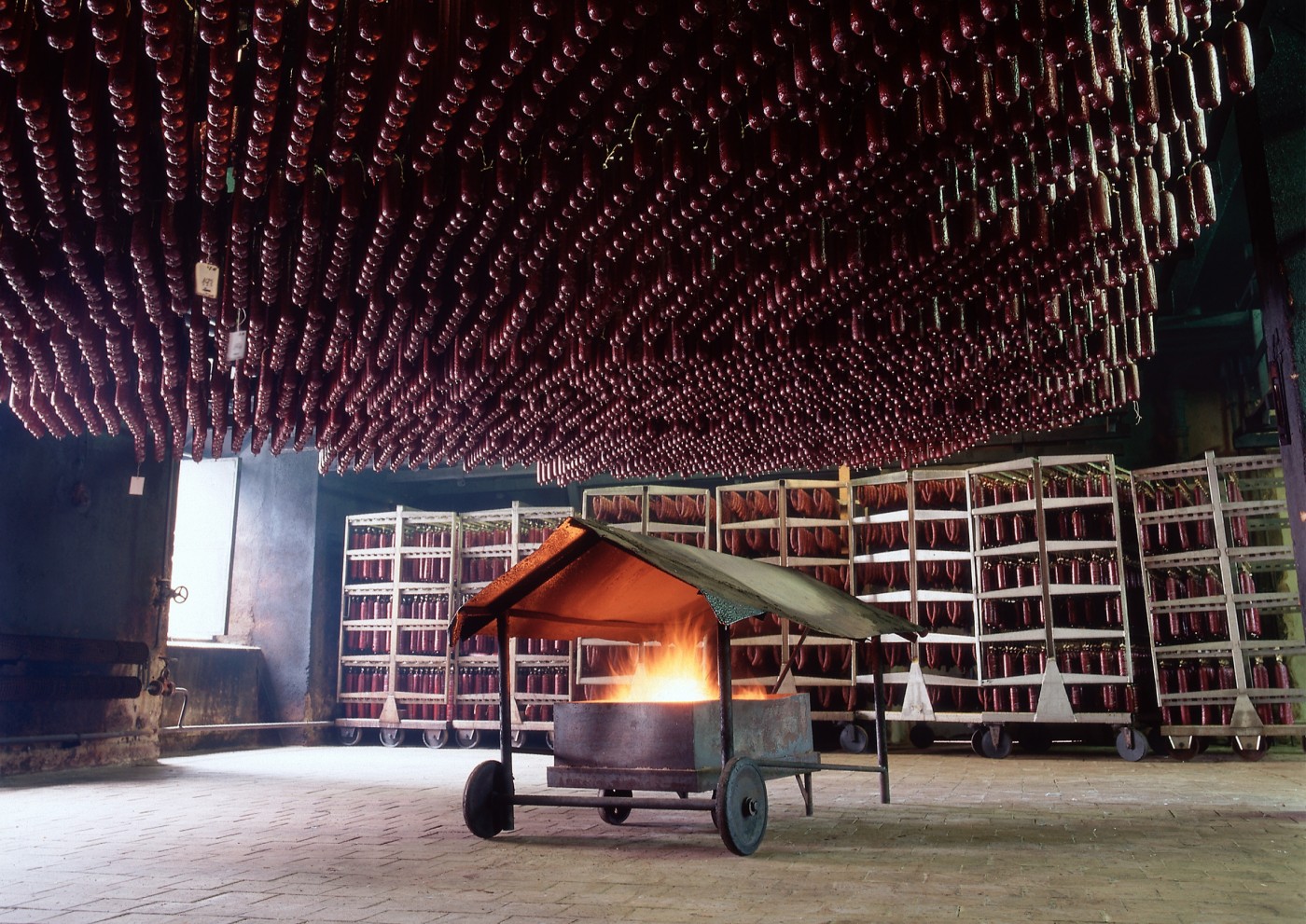 Historické přírodní sušárny salámů v Hodicích